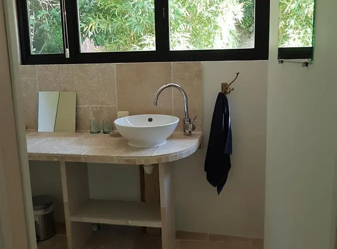 Le Calme Bed & Breakfast